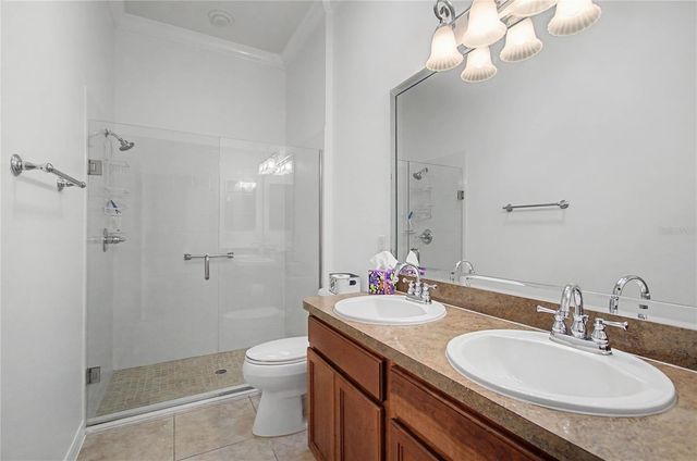 1106 SOUTHERN SUN DR, The Villages, FL 32162