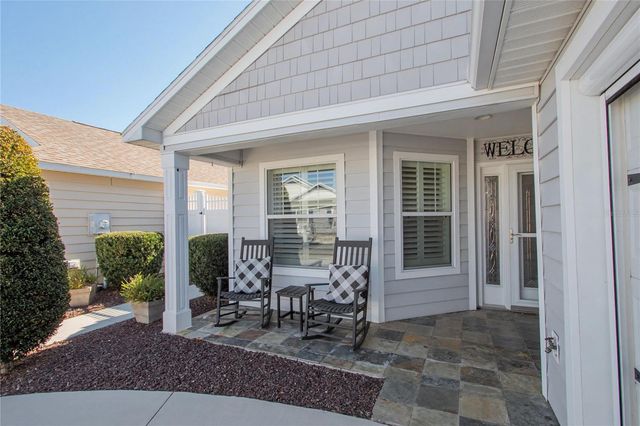 1106 SOUTHERN SUN DR, The Villages, FL 32162