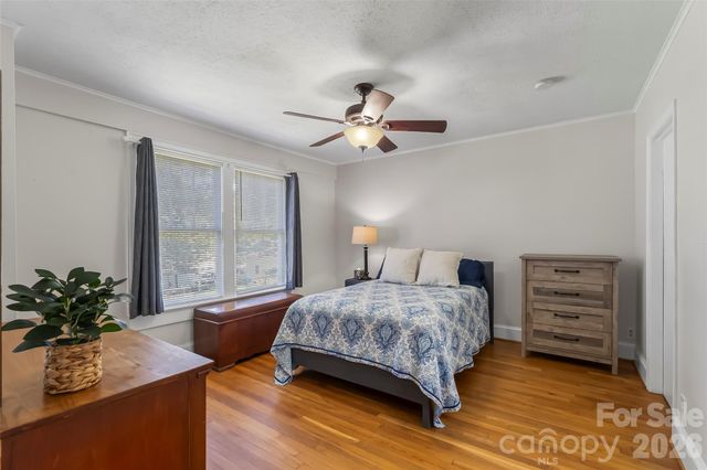 101 Falls Street, Morganton, NC 28655