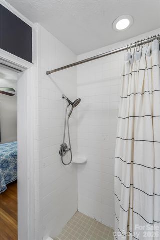 101 Falls Street, Morganton, NC 28655