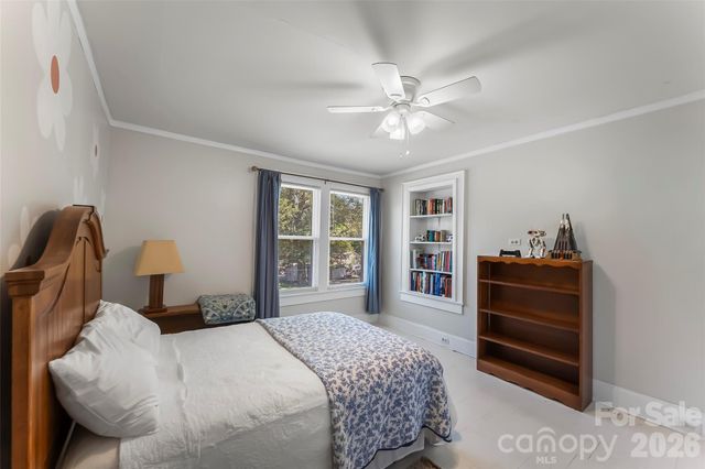 101 Falls Street, Morganton, NC 28655