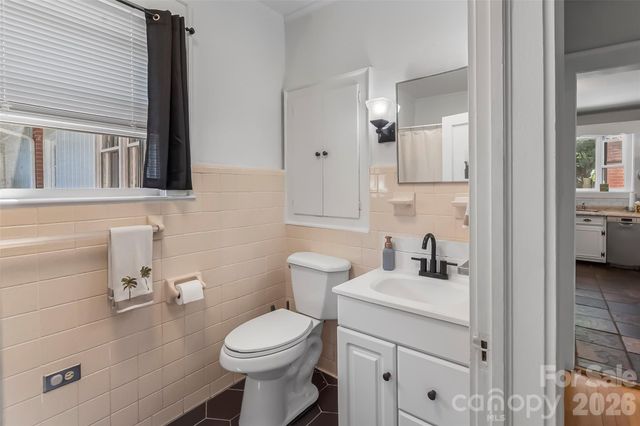 101 Falls Street, Morganton, NC 28655