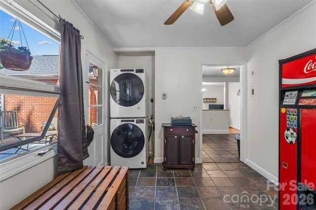 101 Falls Street, Morganton, NC 28655