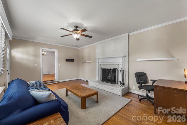 101 Falls Street, Morganton, NC 28655