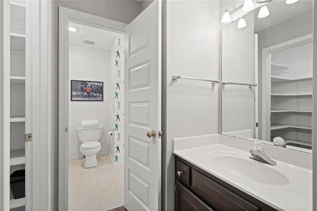 22414 W 45th Street, Shawnee, KS 66226