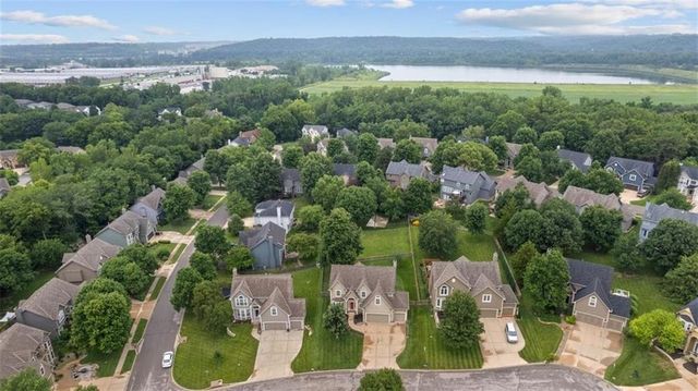 22414 W 45th Street, Shawnee, KS 66226