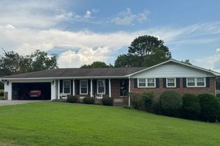 3940 Bow St, NE, Cleveland, TN 37312