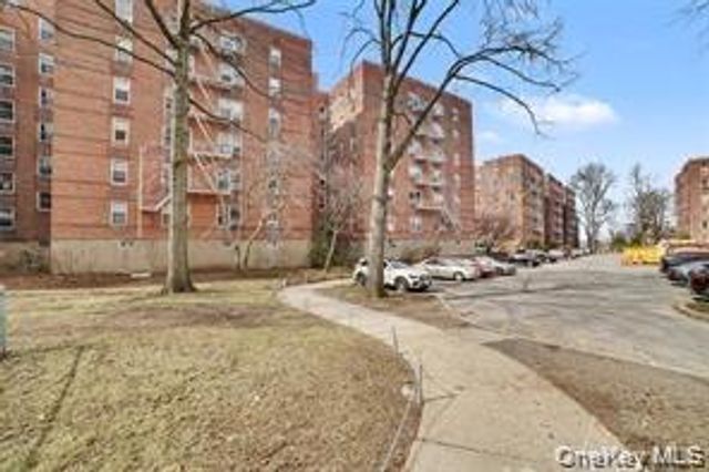 29 Abeel Avenue 4A, Yonkers, NY 10705