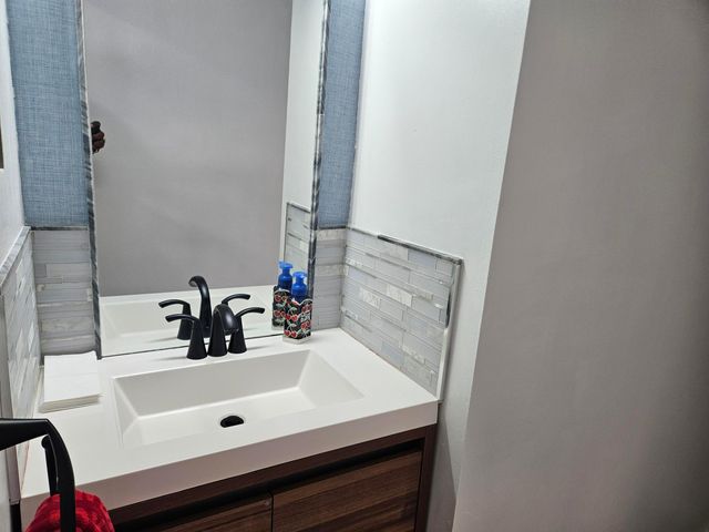 1790 E Las Olas Boulevard 11, Fort Lauderdale, FL 33301