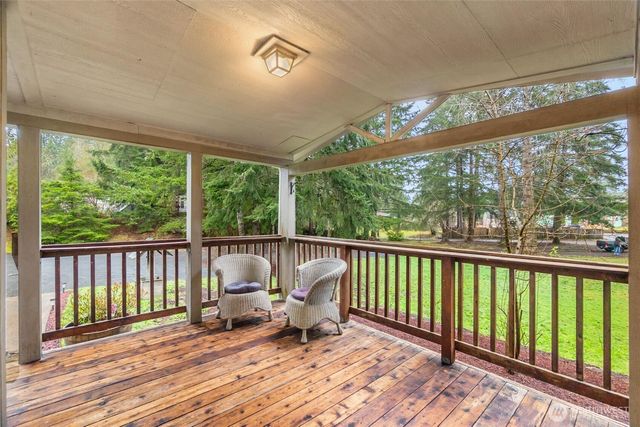 71 E Rhododendron Place, Shelton, WA 98584