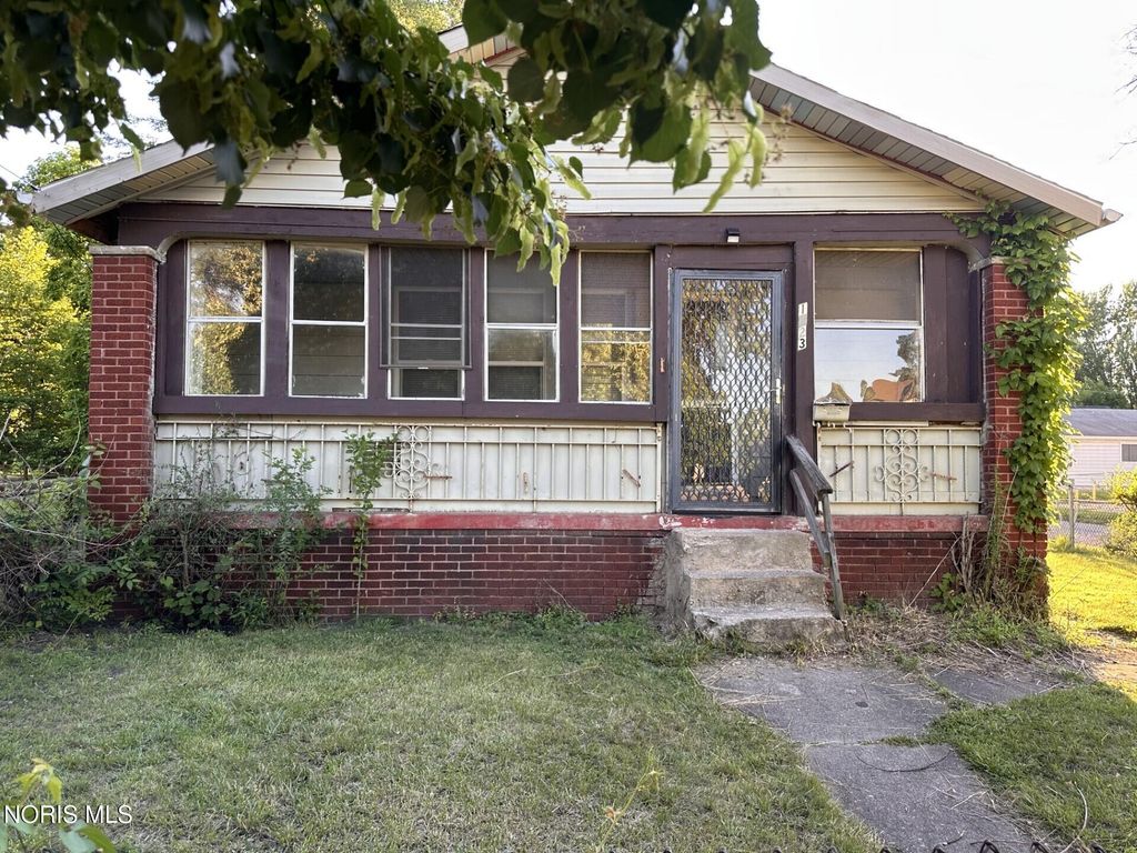 1023 Heston Street, Toledo, OH 43607