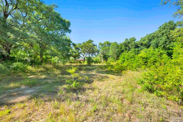 4387 Reinsma Rd, Milton, FL 32583