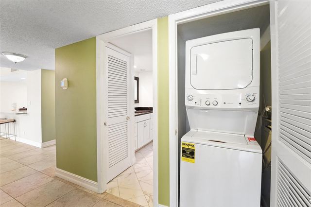 220 BELLEVIEW BOULEVARD 601, Belleair, FL 33756