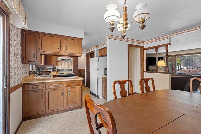 W220 JULIUS STREET, Krakow, WI 54137