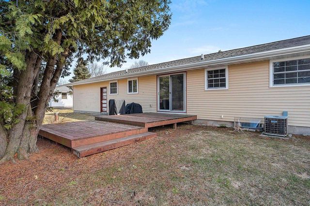 W220 JULIUS STREET, Krakow, WI 54137