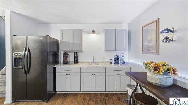 113 Bunker Court, Mankato, MN 56001