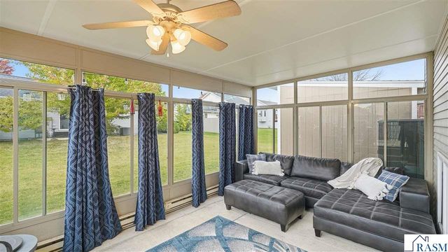 113 Bunker Court, Mankato, MN 56001