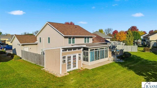 113 Bunker Court, Mankato, MN 56001