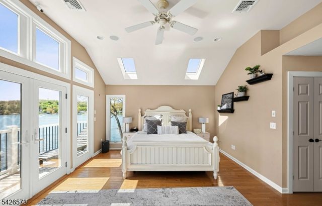 27 S Bertrand Rd, Mount Arlington Boro, NJ 07856