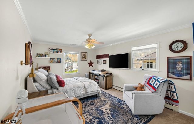27 S Bertrand Rd, Mount Arlington Boro, NJ 07856