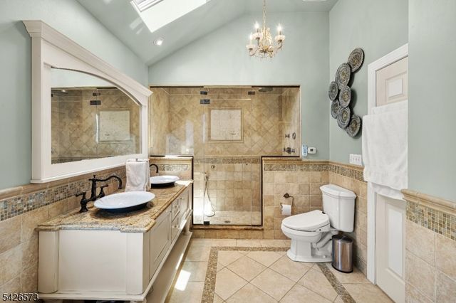 27 S Bertrand Rd, Mount Arlington Boro, NJ 07856