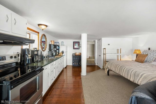 27 S Bertrand Rd, Mount Arlington Boro, NJ 07856