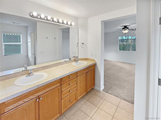 5014 S Shawnee St, Aurora, CO 80015