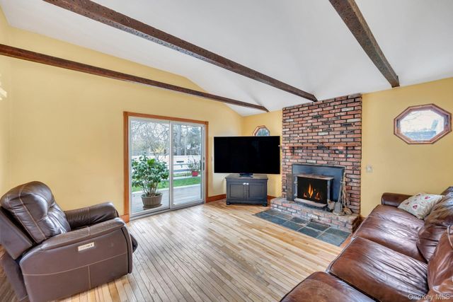 8 Lama Drive, Shirley, NY 11967