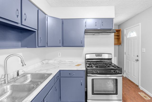 1425 Edgecombe Avenue, Indianapolis, IN 46227