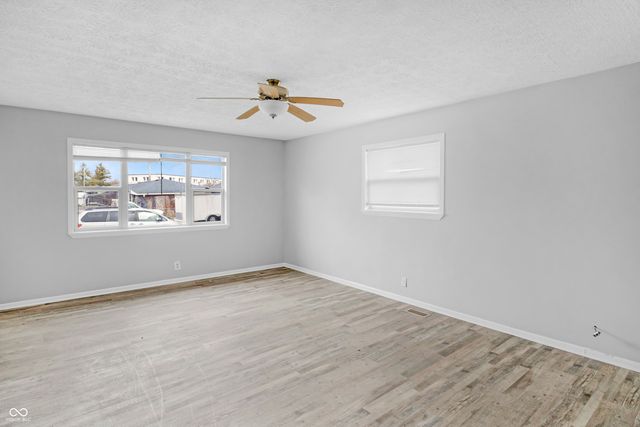 1425 Edgecombe Avenue, Indianapolis, IN 46227