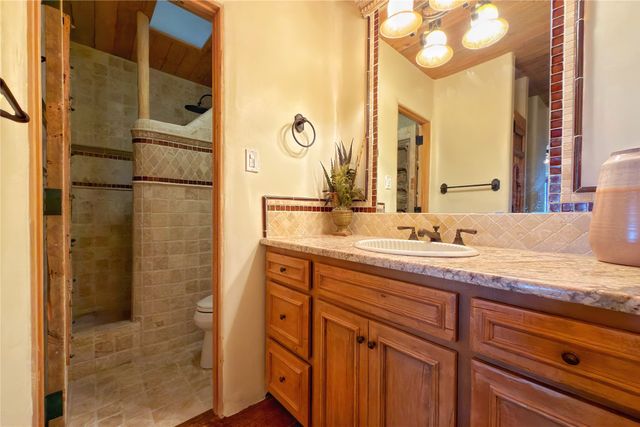 98 La Barbaria Trail, Santa Fe, NM 87505