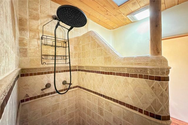 98 La Barbaria Trail, Santa Fe, NM 87505