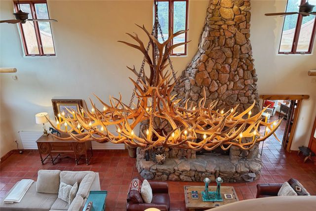 98 La Barbaria Trail, Santa Fe, NM 87505