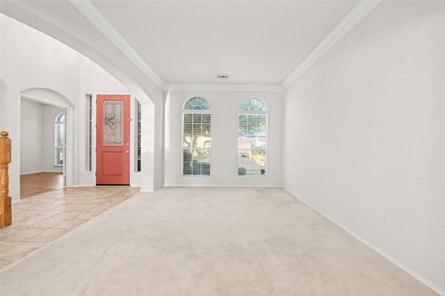 4902 Spring Lake Parkway, Mansfield, TX 76063