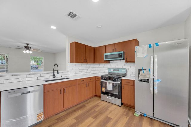 11617 Briarcreek LOOP, Manor, TX 78653