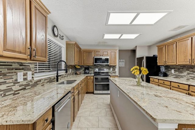 18722 REDROCK CRK, San Antonio, TX 78259