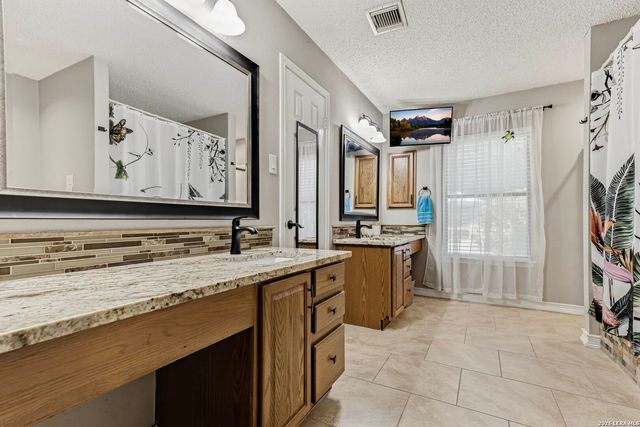 18722 REDROCK CRK, San Antonio, TX 78259