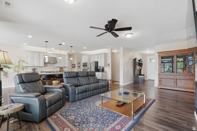 2448 W 3230 S, Syracuse, UT 84075
