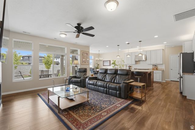 2448 W 3230 S, Syracuse, UT 84075