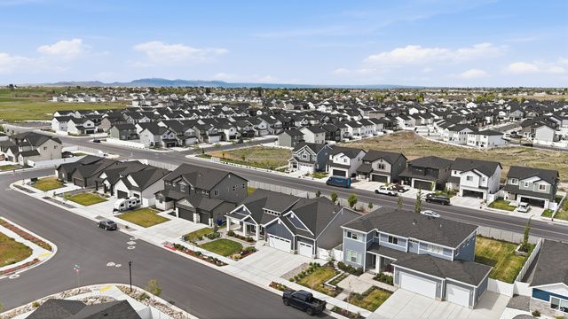 2448 W 3230 S, Syracuse, UT 84075