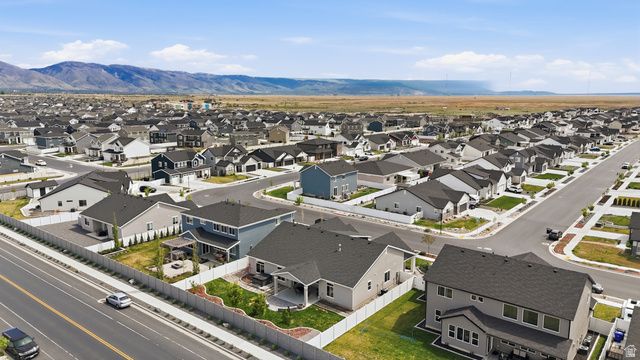 2448 W 3230 S, Syracuse, UT 84075