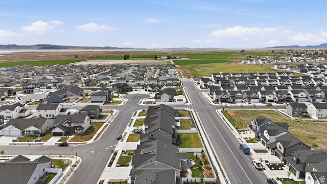 2448 W 3230 S, Syracuse, UT 84075