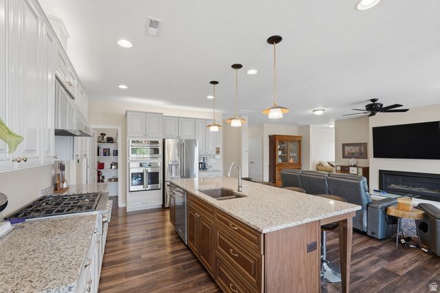 2448 W 3230 S, Syracuse, UT 84075