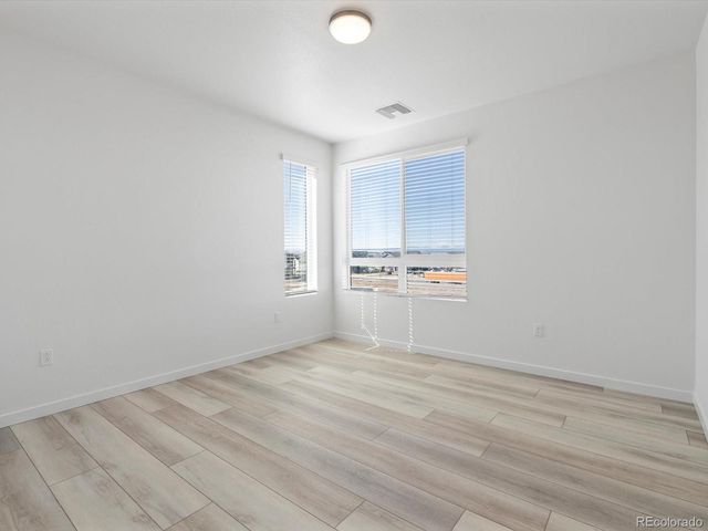 6153 N Ceylon Street 307, Denver, CO 80249