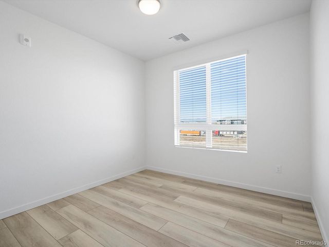 6153 N Ceylon Street 307, Denver, CO 80249