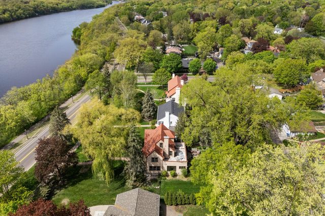 504 Mississippi River Boulevard S, Saint Paul, MN 55116