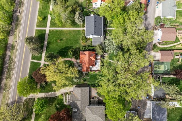504 Mississippi River Boulevard S, Saint Paul, MN 55116