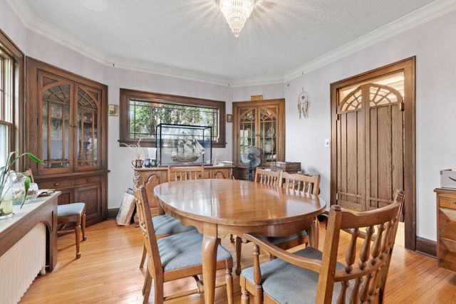 504 Mississippi River Boulevard S, Saint Paul, MN 55116