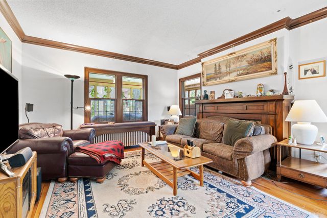 504 Mississippi River Boulevard S, Saint Paul, MN 55116