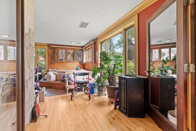 504 Mississippi River Boulevard S, Saint Paul, MN 55116